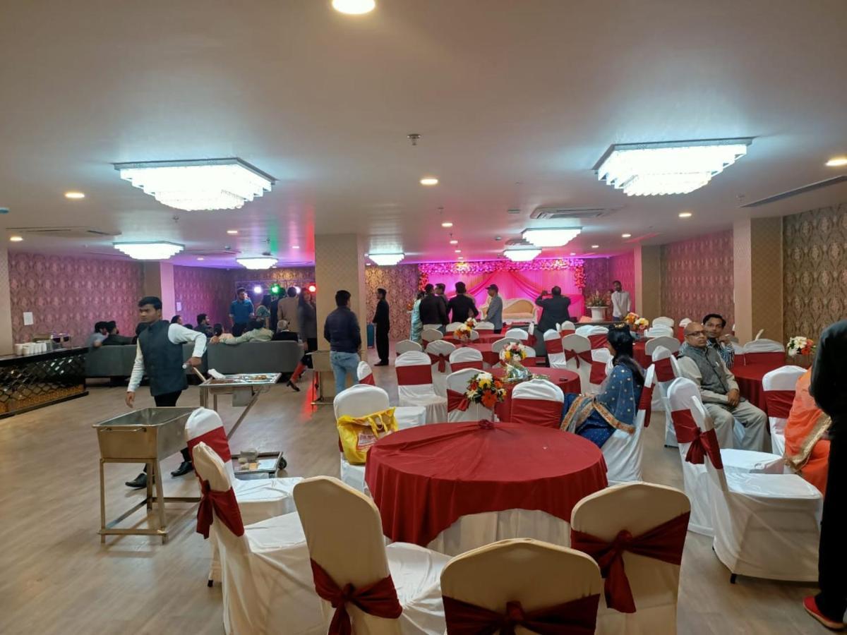 Hotel Aarkay Palace Badarpur Eksteriør billede